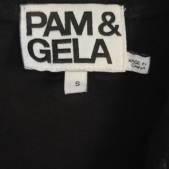 Pam & Gela Terrycloth Romper Black Size Small NEW - Picture 7 of 7